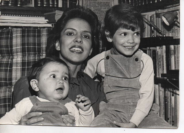 Juliana Márquez Tono y sus hijos Andrés y Iván Duque.