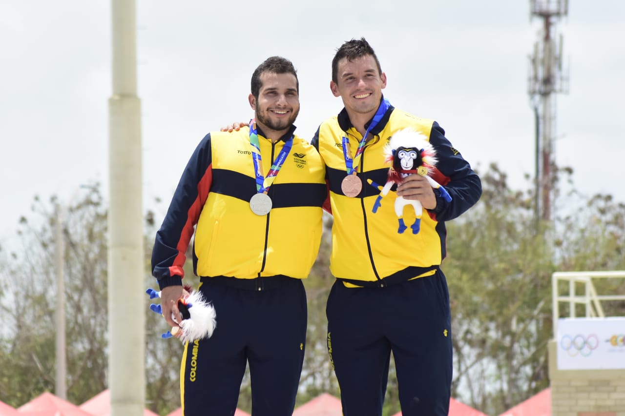 Los colombianos Carlos Oquendo y Carlos Ramírez.