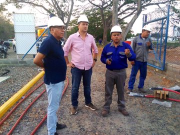 Alcalde Marcos Daniel Pineda García visita la subestación.