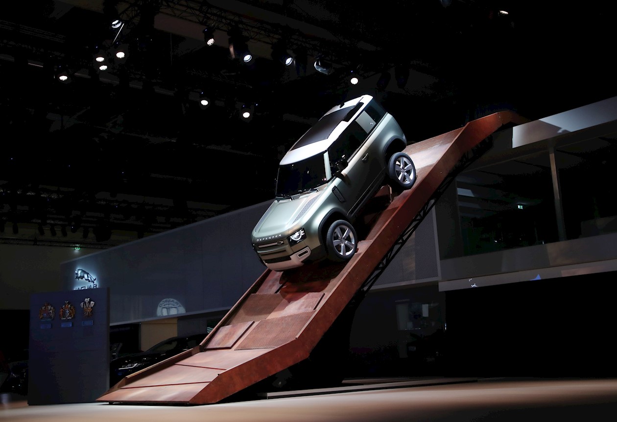  El nuevo Jaguar Land Rover Defender 90 se presenta en el Salón Internacional del Automóvil (IAA) en Frankfurt.