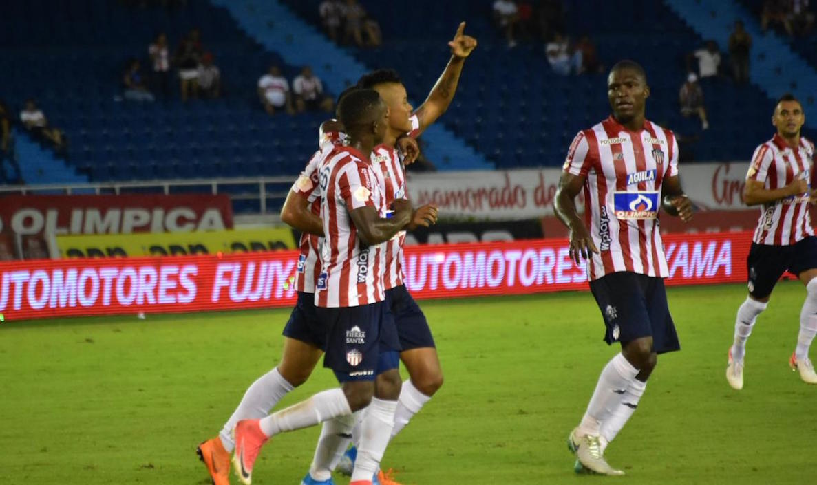 Luis 'El Chino' Sandoval, celebrando el segundo gol de los rojiblancos.