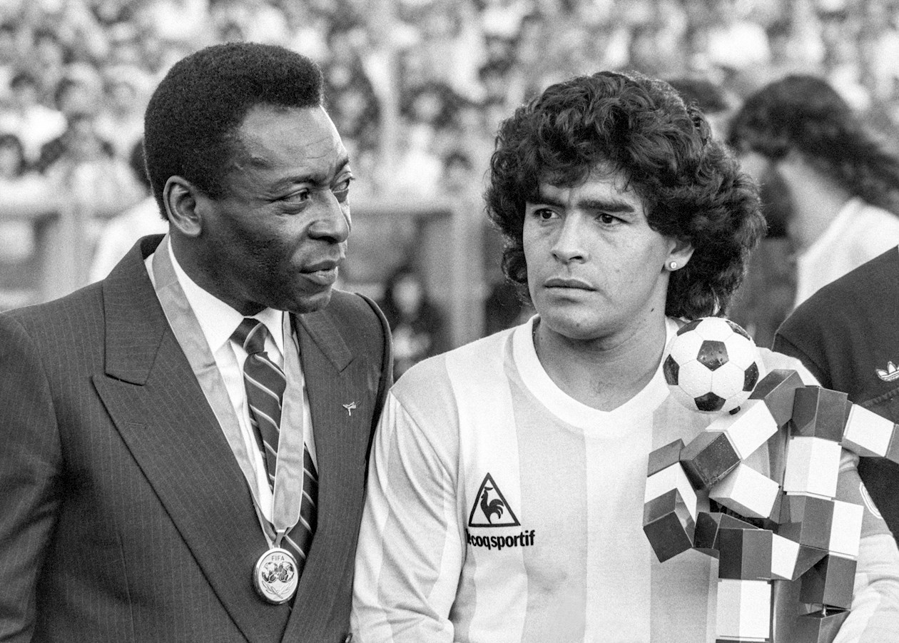Pelé y Diego Maradona.