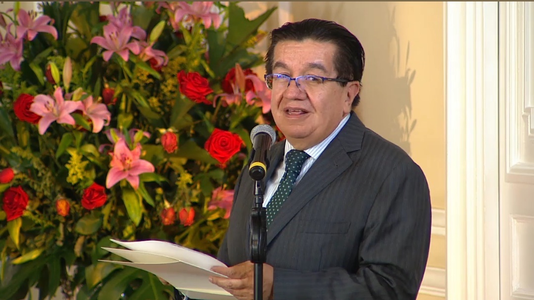 El Ministro Fernando Ruiz explicando los alcances del Plan decenal.