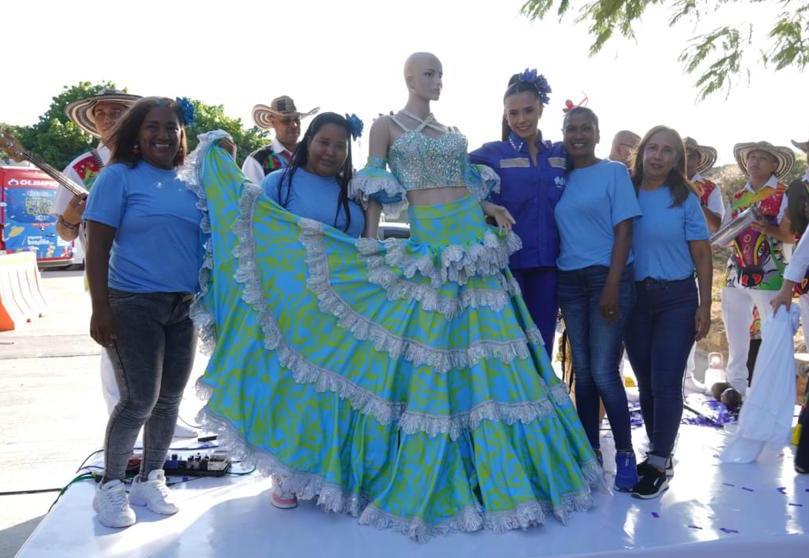 Vestido entregado la Reina del Carnaval 2023. 