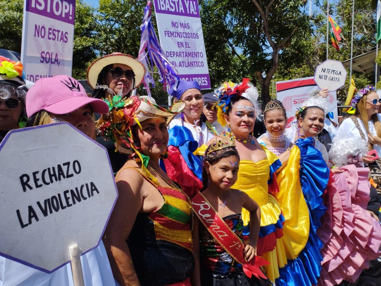 Mujeres víctimas de violencia en el Carnaval de la 44