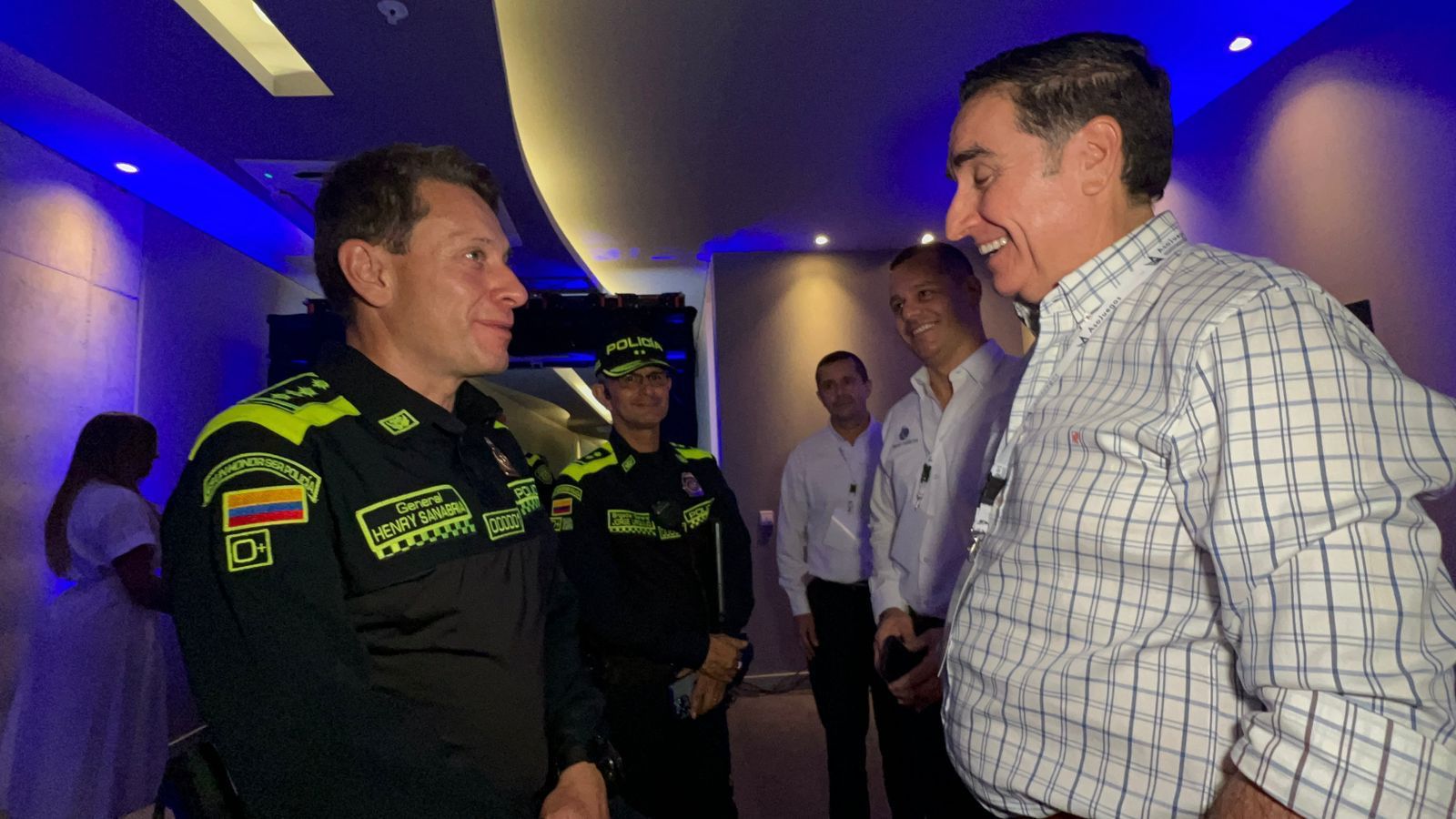 En el encuentro se reunieron el presidente de Supergiros, Edgar Páez, y el General Henry Sanabria, Director General de la Policía Nacional .