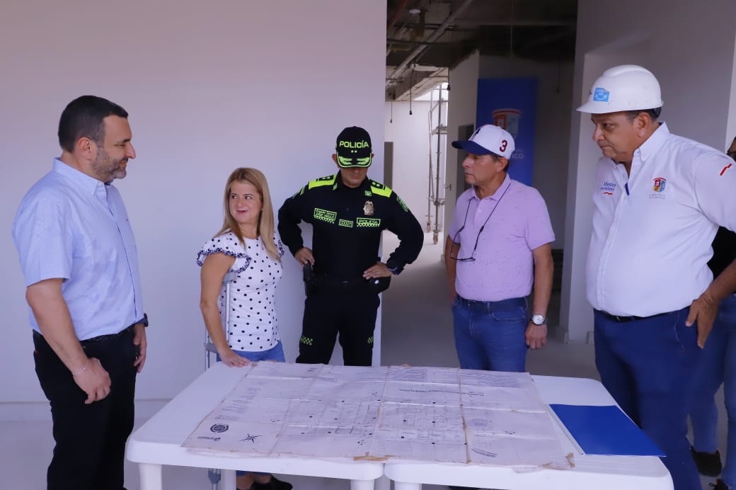 Gobernadora del Atlántico, Elsa Noguera, visitó las obras de la nueva estación de Policía de Soledad.