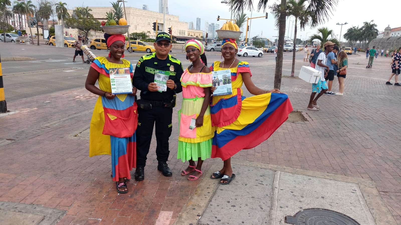 Al menos 400 policías están vigilando a Cartagena en la presente temporada.