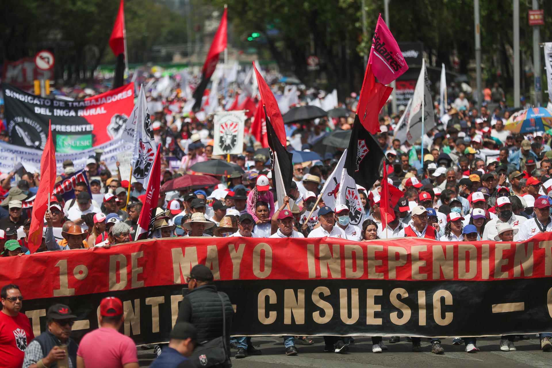Marcha de trabajadores mexicanos.