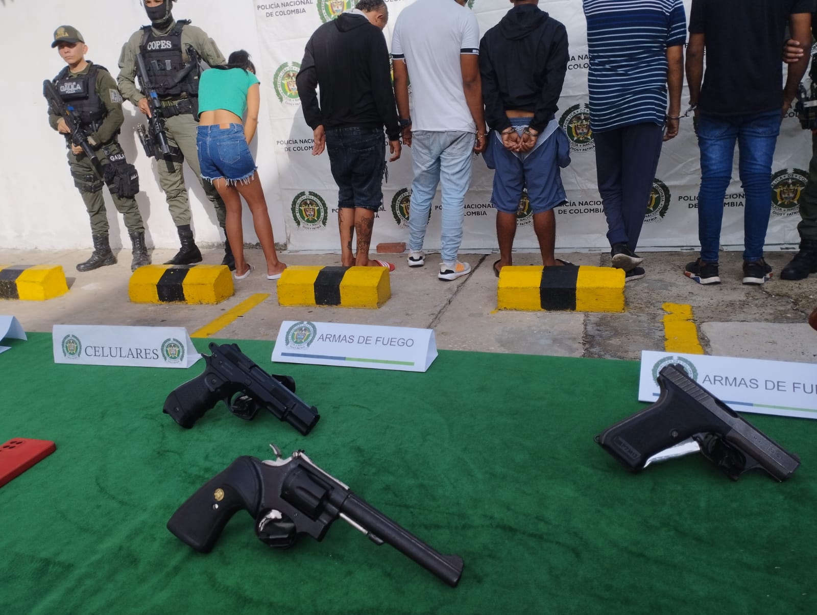 Capturados y armas incautadas 