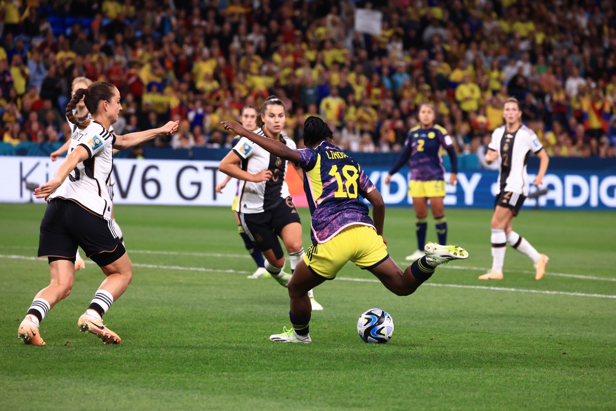 La acción individual de Linda Caicedo para el primer gol de Colombia. 