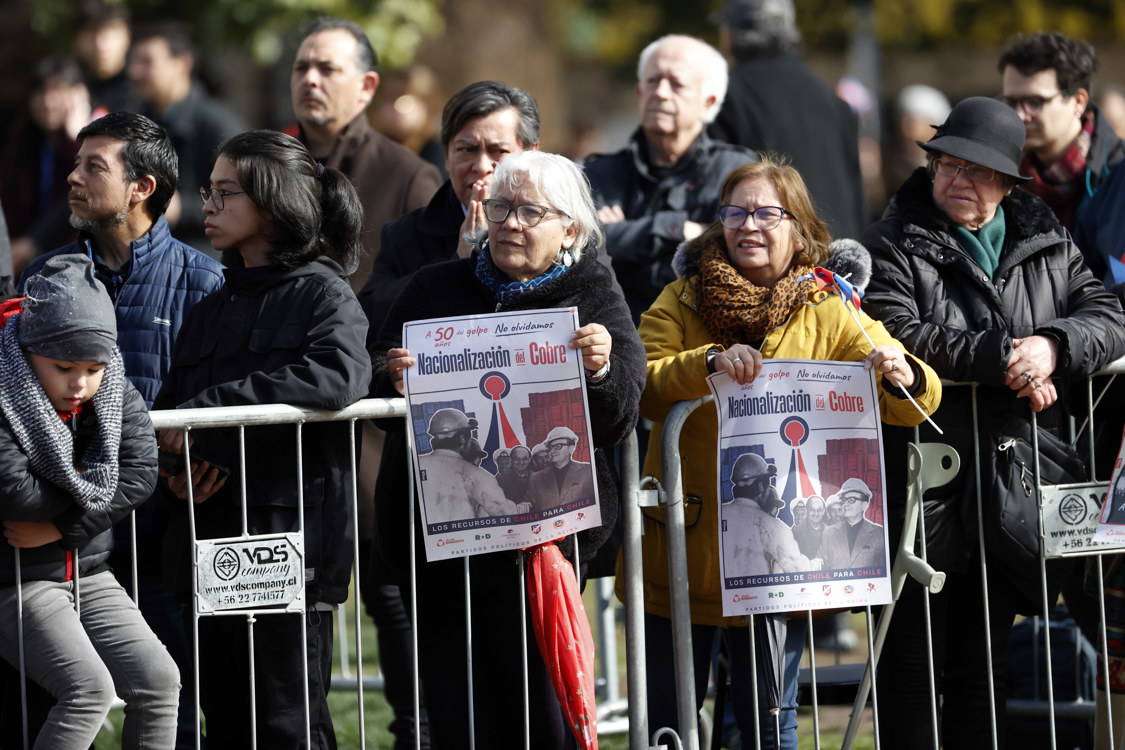 Personas en el acto ciudadano en conmemoración de los 50 años del golpe de Estado