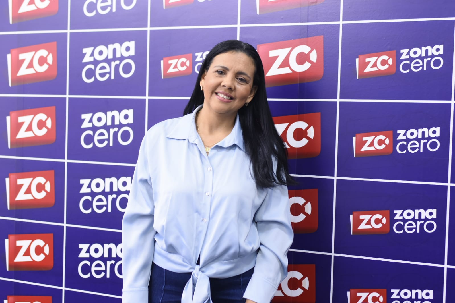 Erica Maury, candidata a la Alcaldía de Puerto Colombia, en la visita a Zona Cero