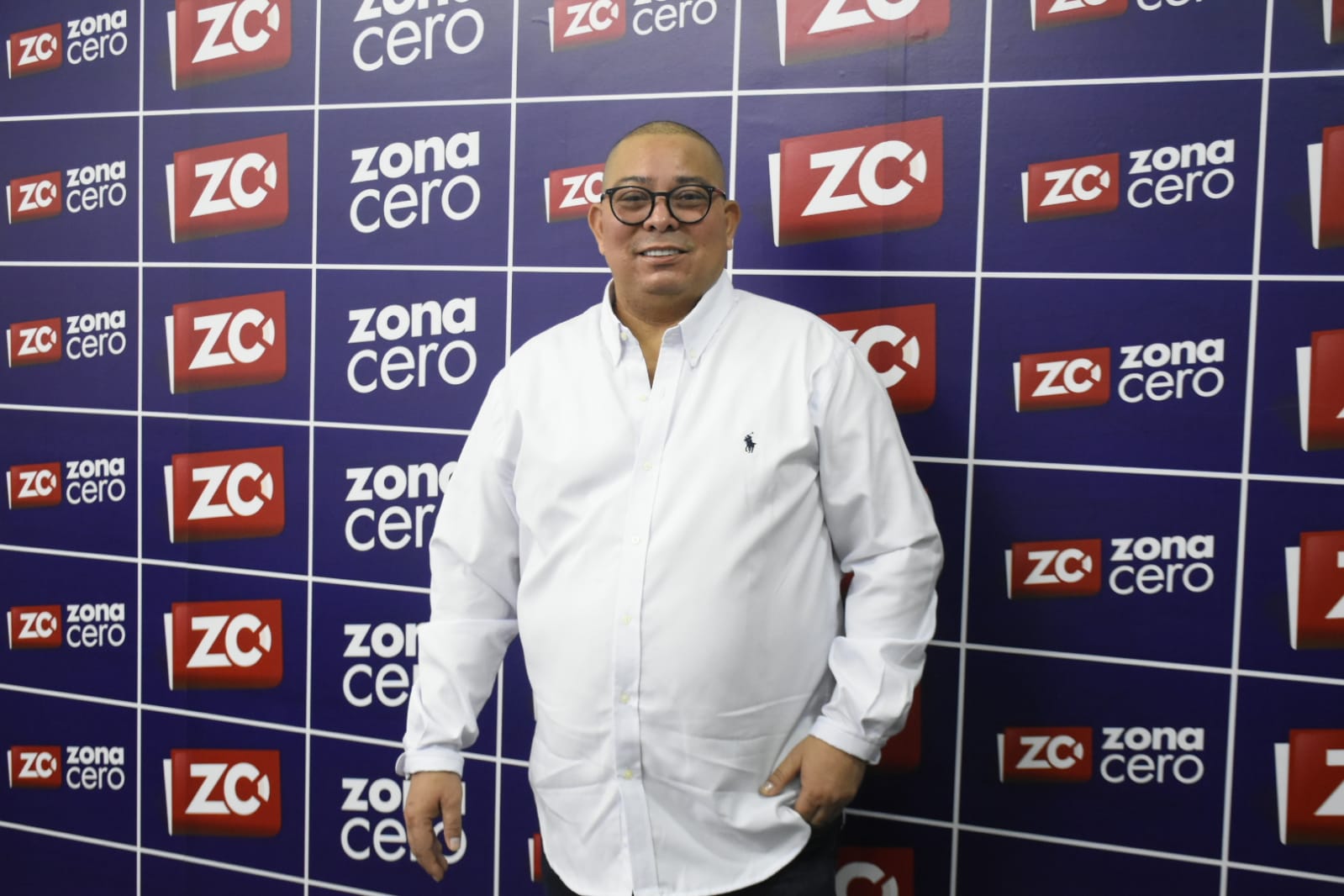 Juan Carlos Ospino Acuña, candidato al Concejo por el Partido de la U en la visita a Zona Cero