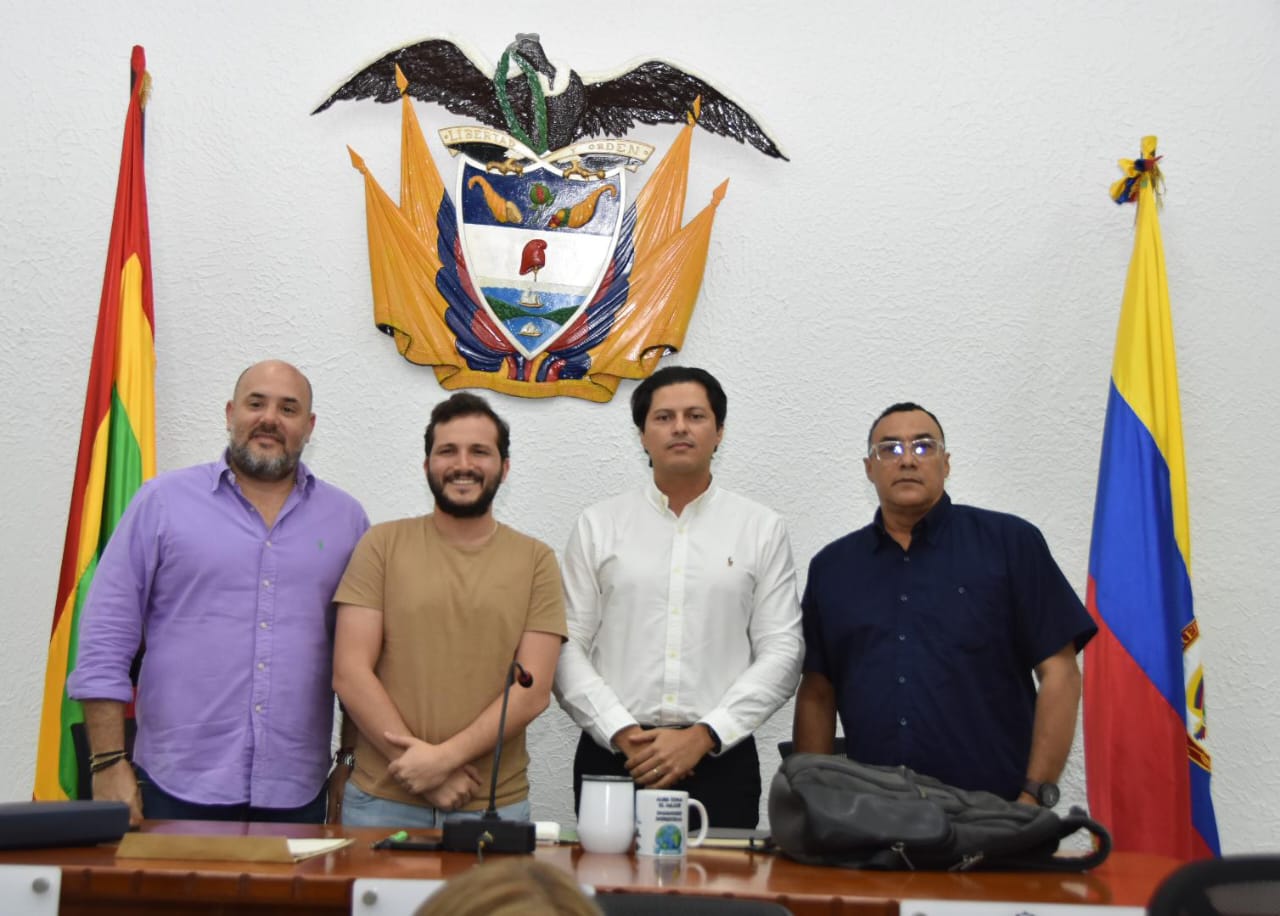 El Personero Miguel Ángel Alzate junto a la mesa directiva del Concejo: Mauricio Villafañe, Rachid Correa y Antonio Bohórquez