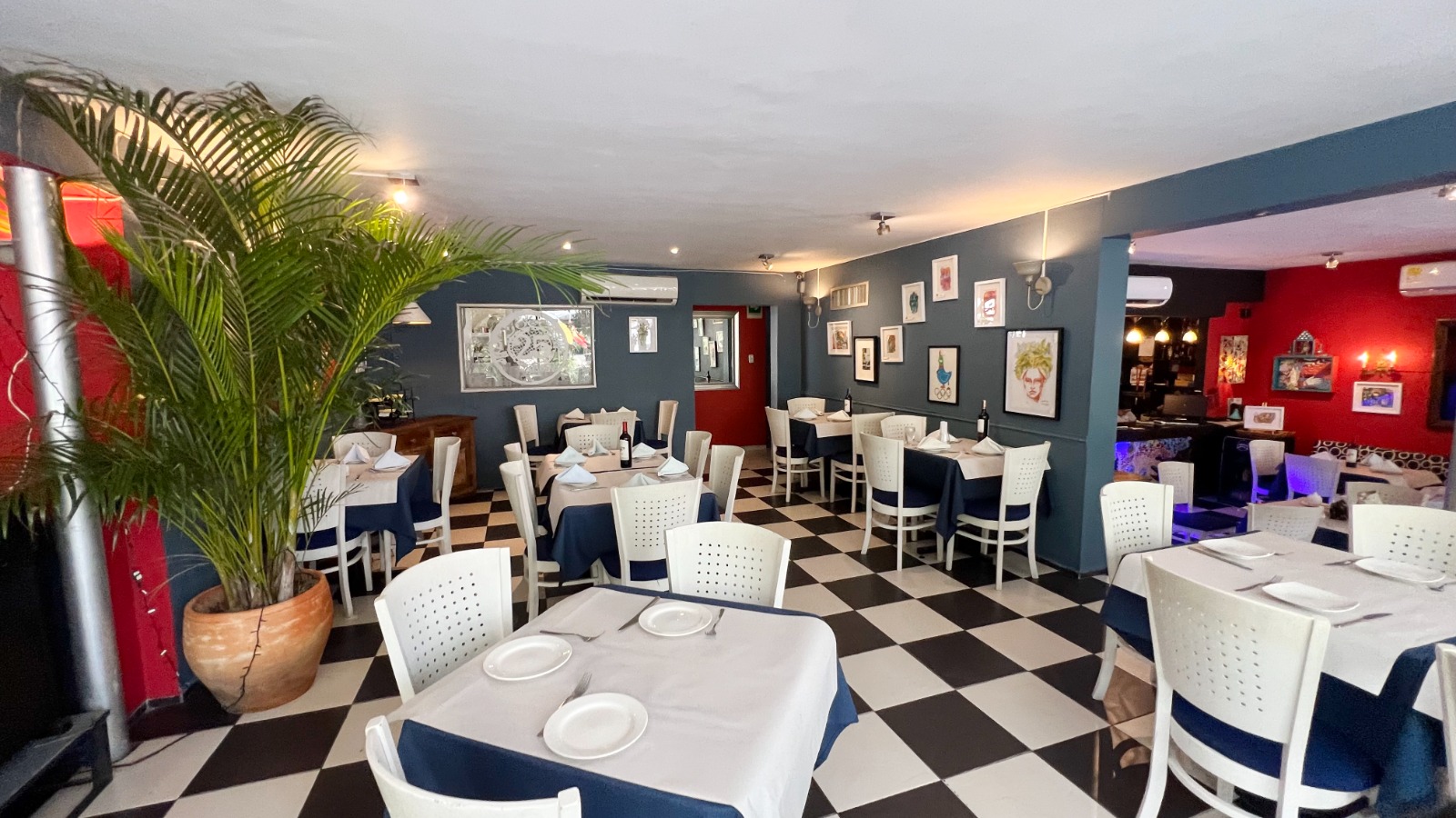 Nonna Rosa, restaurante-galería está ubicado en la carrera 53 #79-211, la casa de la familia Celia-Martínez Aparicio