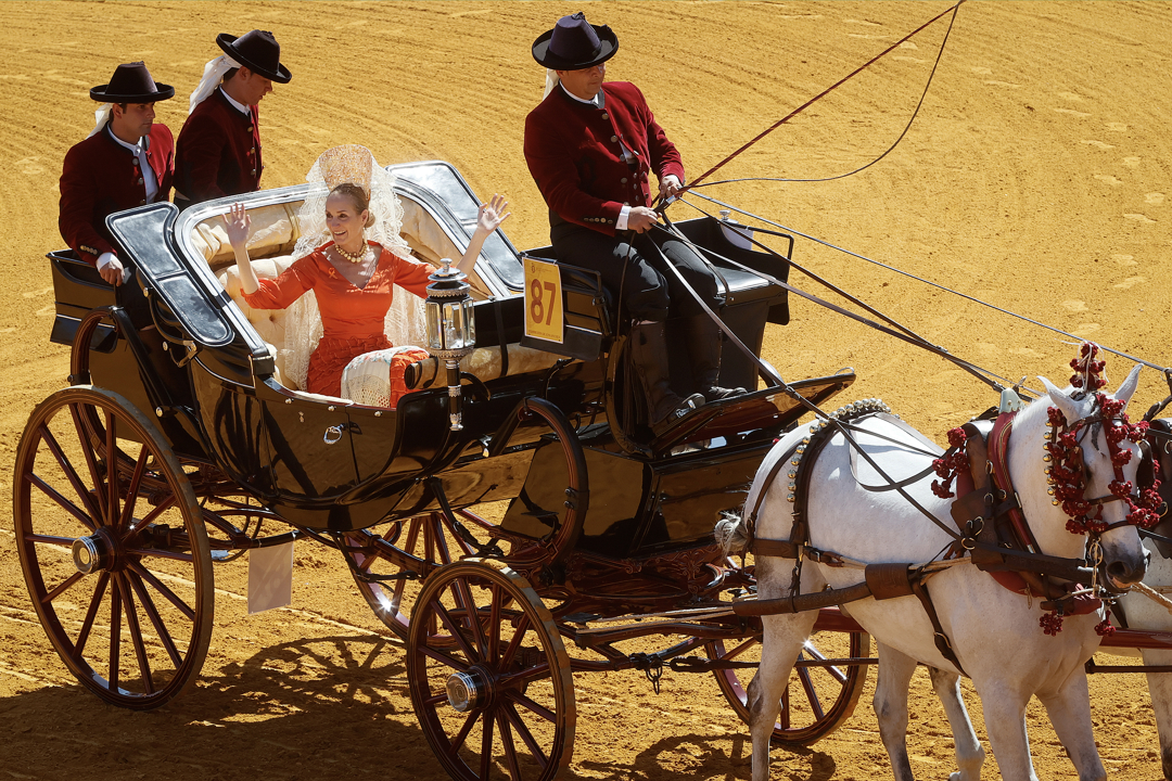 La primera jornada de la Feria de Abril de 2024 inicia con el tradicional paseo de caballos.