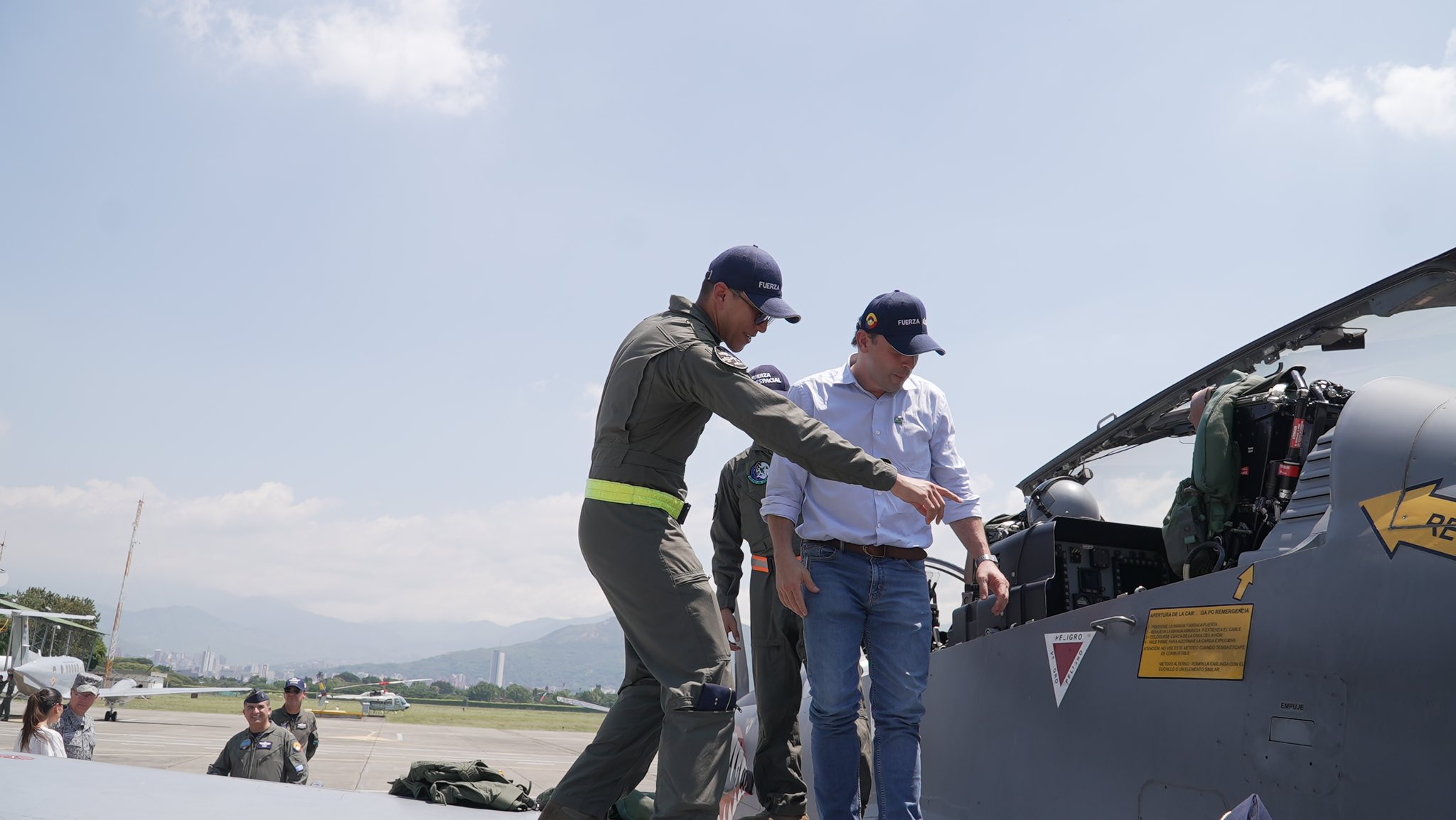 En Valle del Cauca aumentarán los patrullajes aéreos.