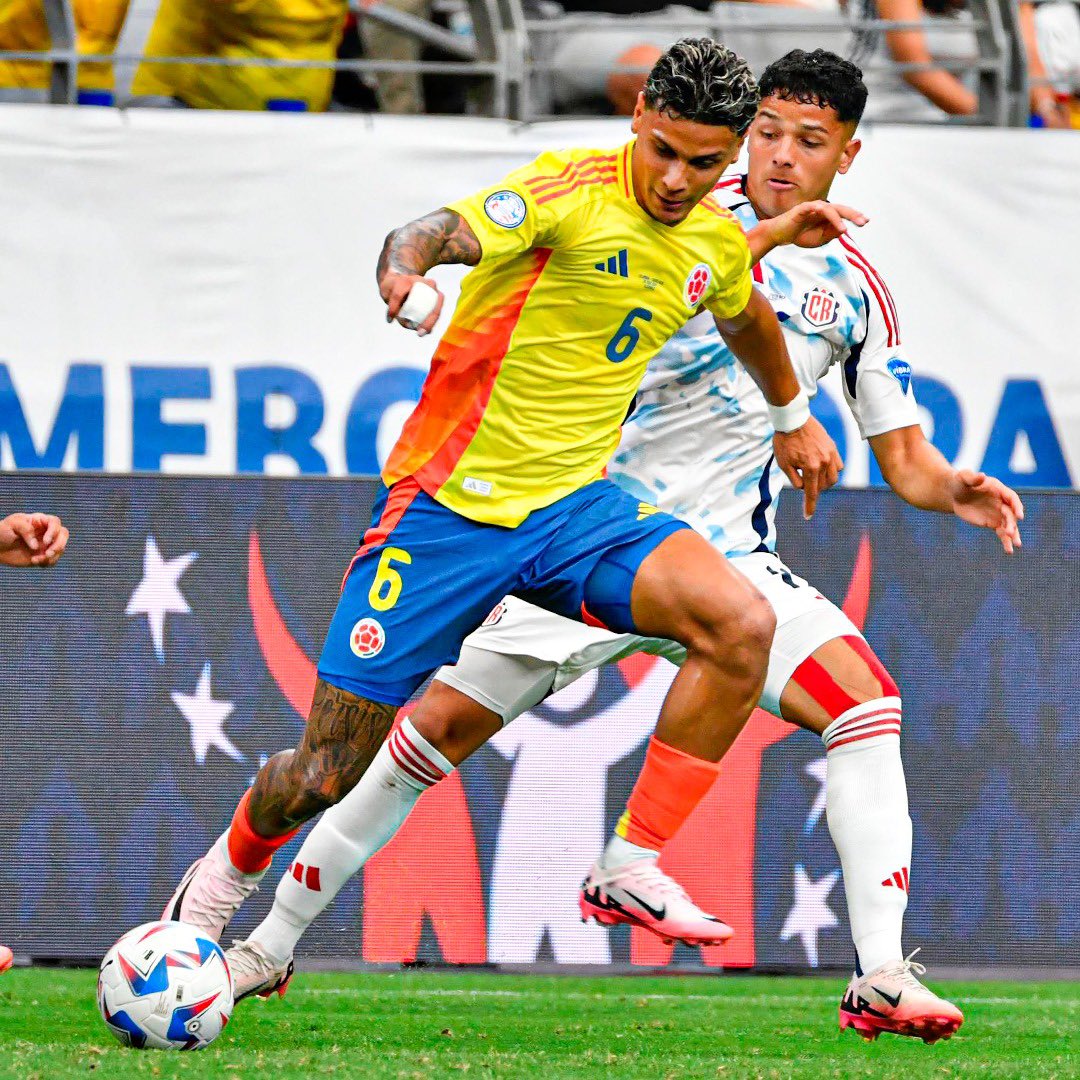 Ríos en acción durante el partido contra Costa Rica.