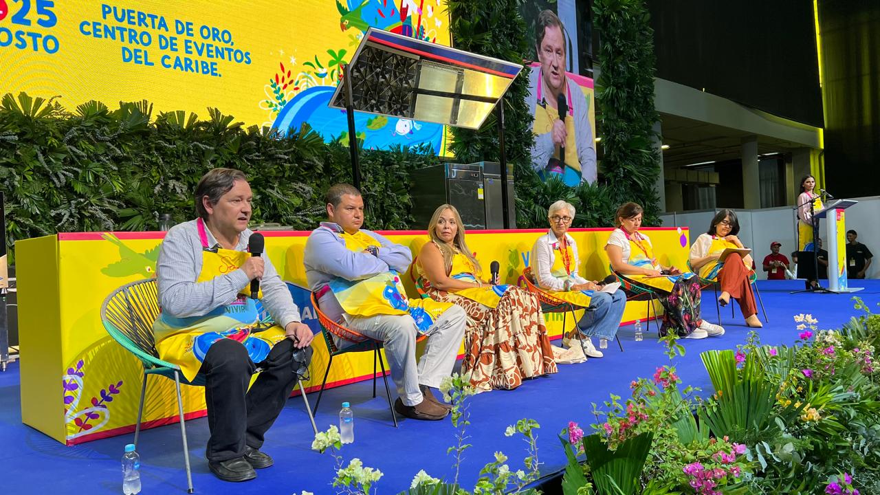 Foro académico ‘Turismo gastronómico del Caribe colombiano y su futuro’.