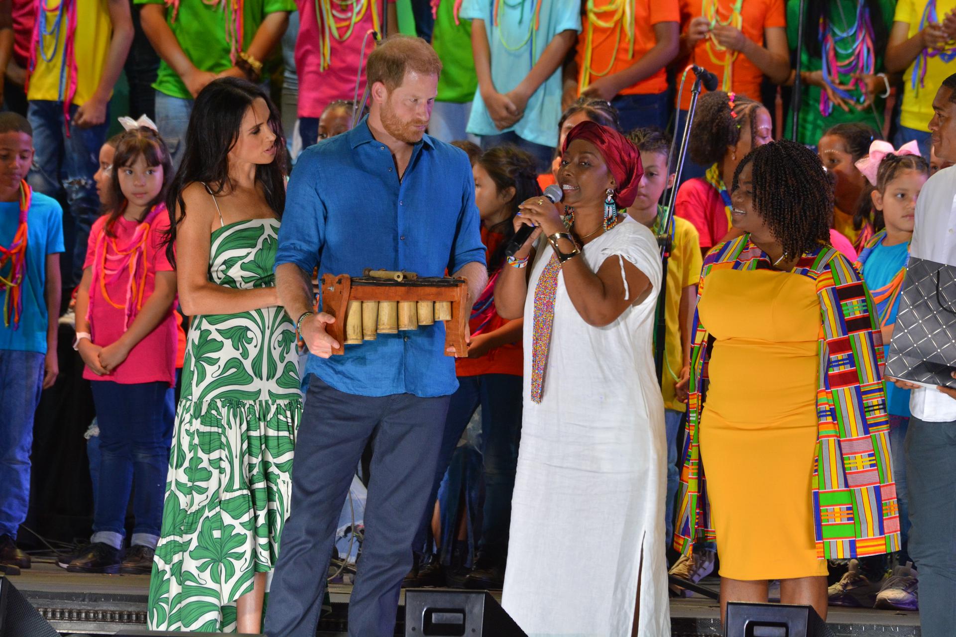 Visita de los  Duques de Sussex a Colombia al Festival Petronio Álvarez.