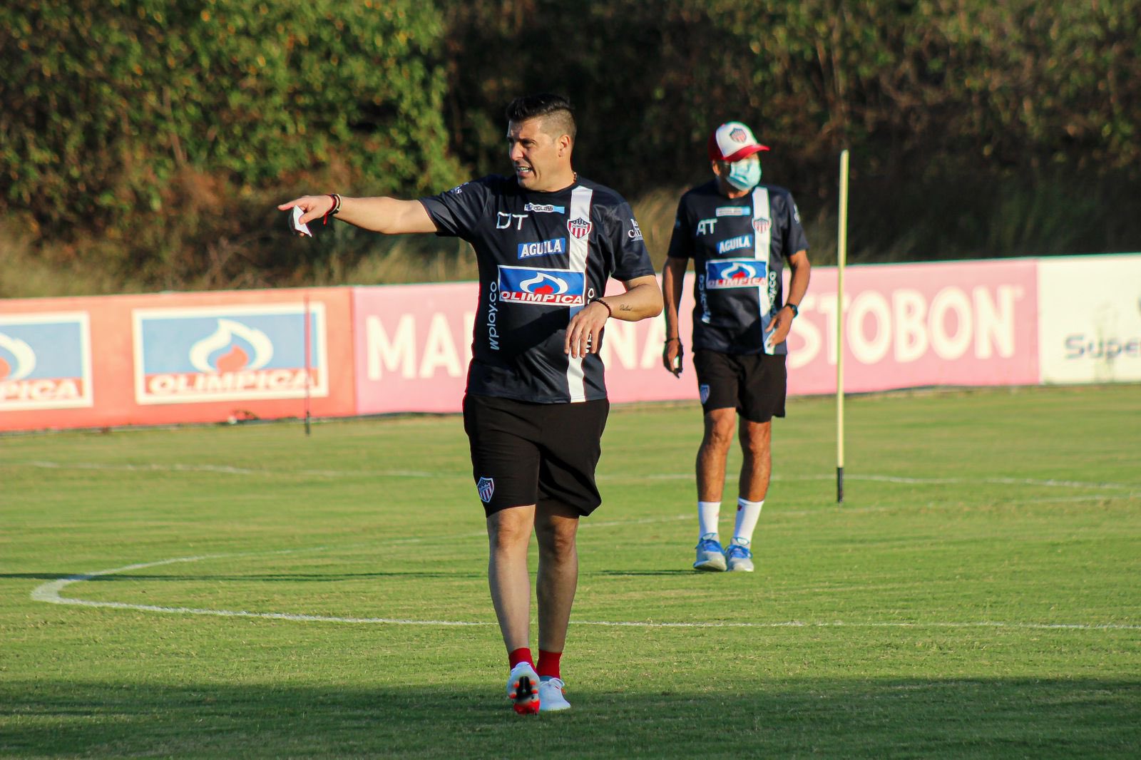 El argentino Juan Cruz Real dirigió al Junior en 2022.