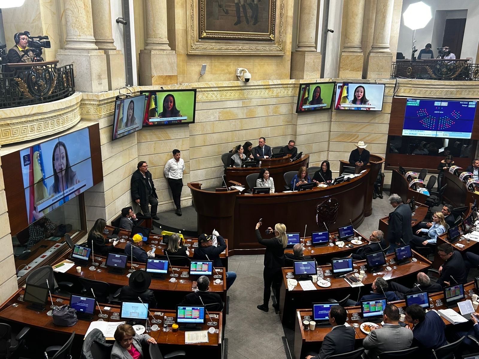 María Corina Machado en una sesión virtual en el Senado de la República de Colombia.