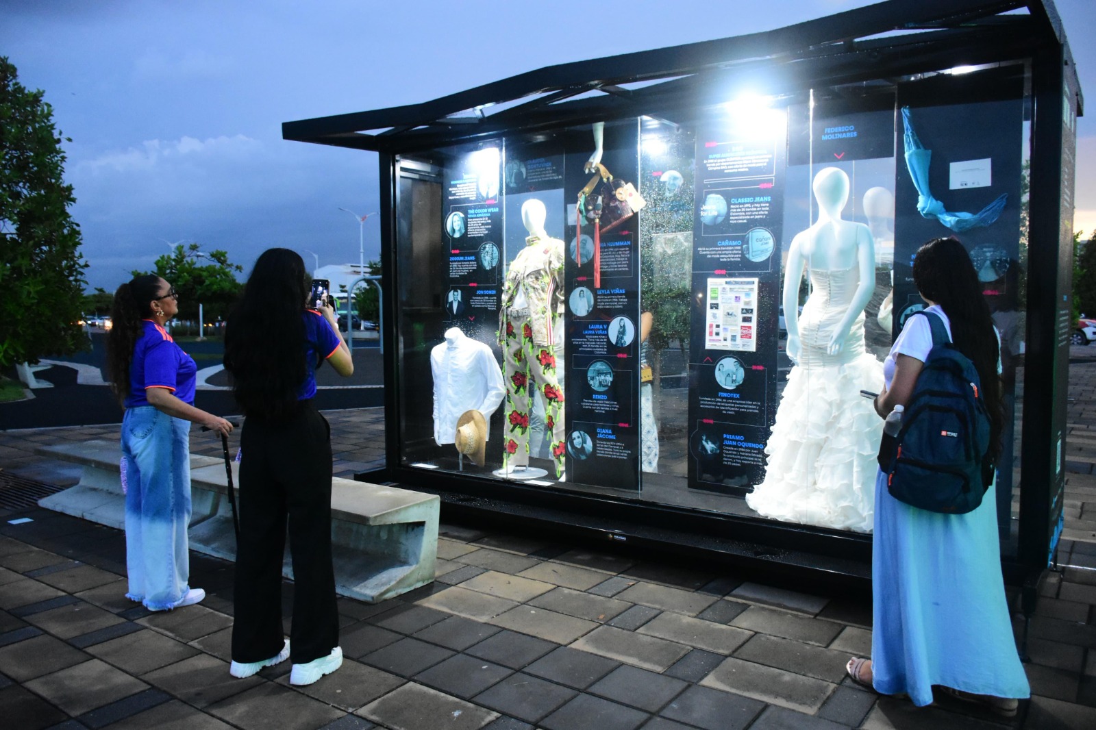 En la plaza de Las Luces, los visitantes podrán apreciar la moda de la ciudad.