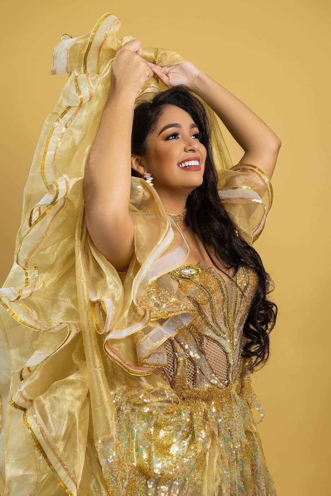 Luisa Fernanda Guerrero, reina del Carnaval de Manatí 2025.