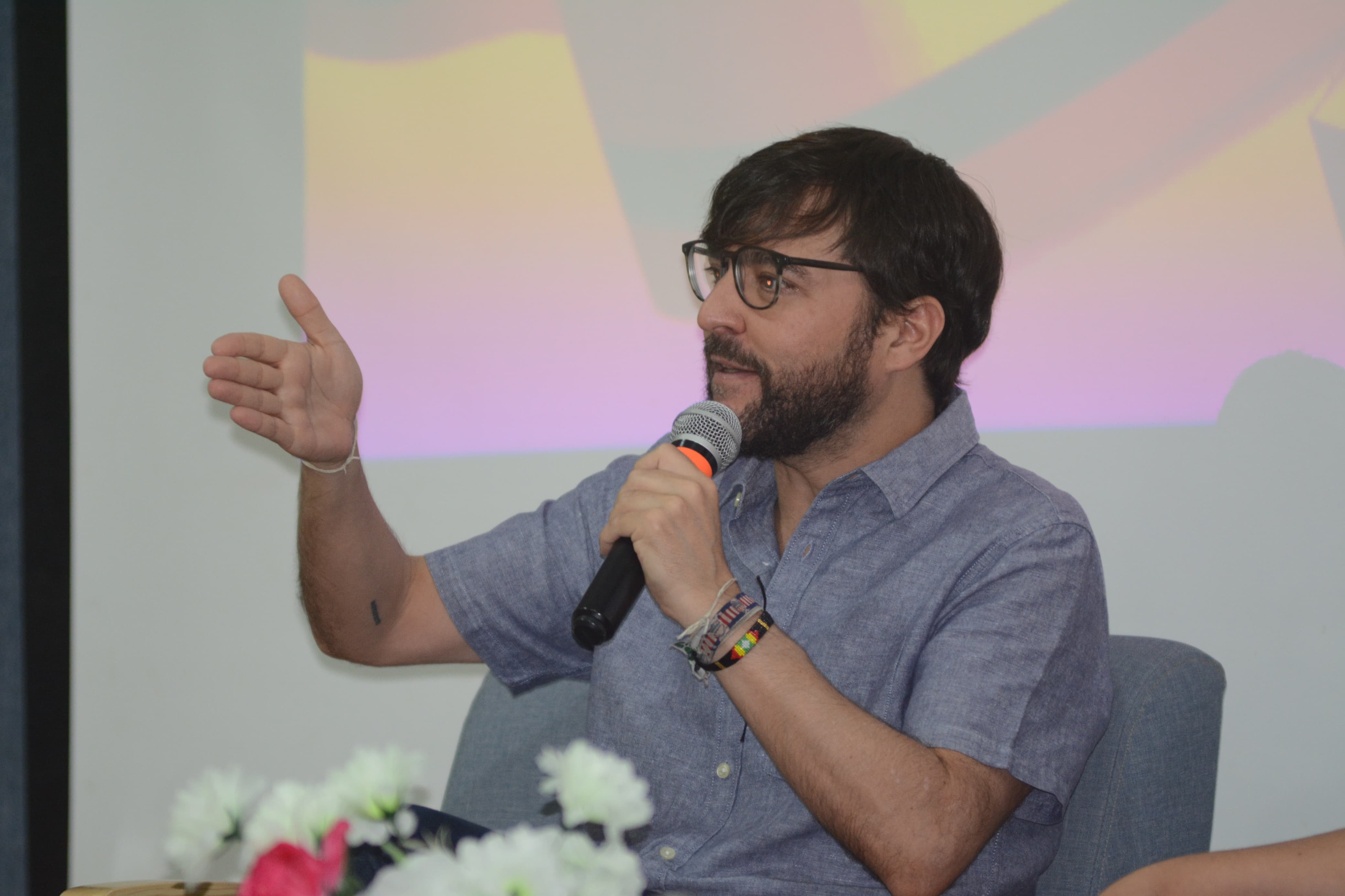 El exalcalde Jaime Pumarejo en el conversatorio.