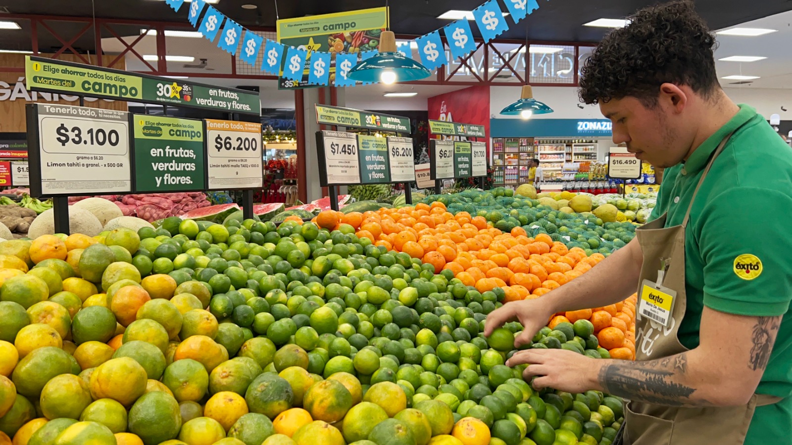 Frutas y verduras cuentan con 30% de descuento los martes.