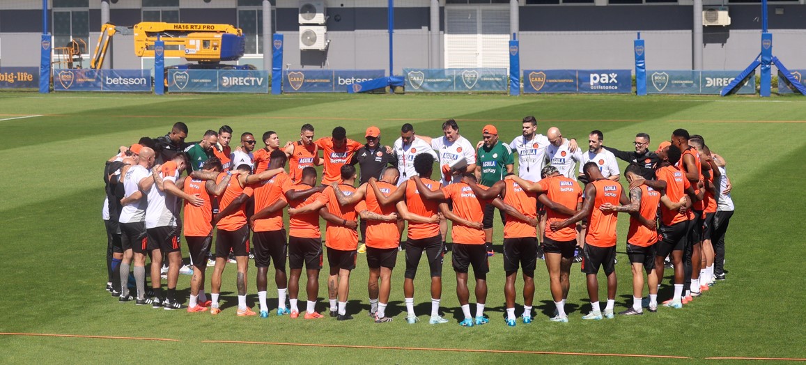 Integrantes de la Selección Colombia antes del último entrenamiento en Predio Boca.