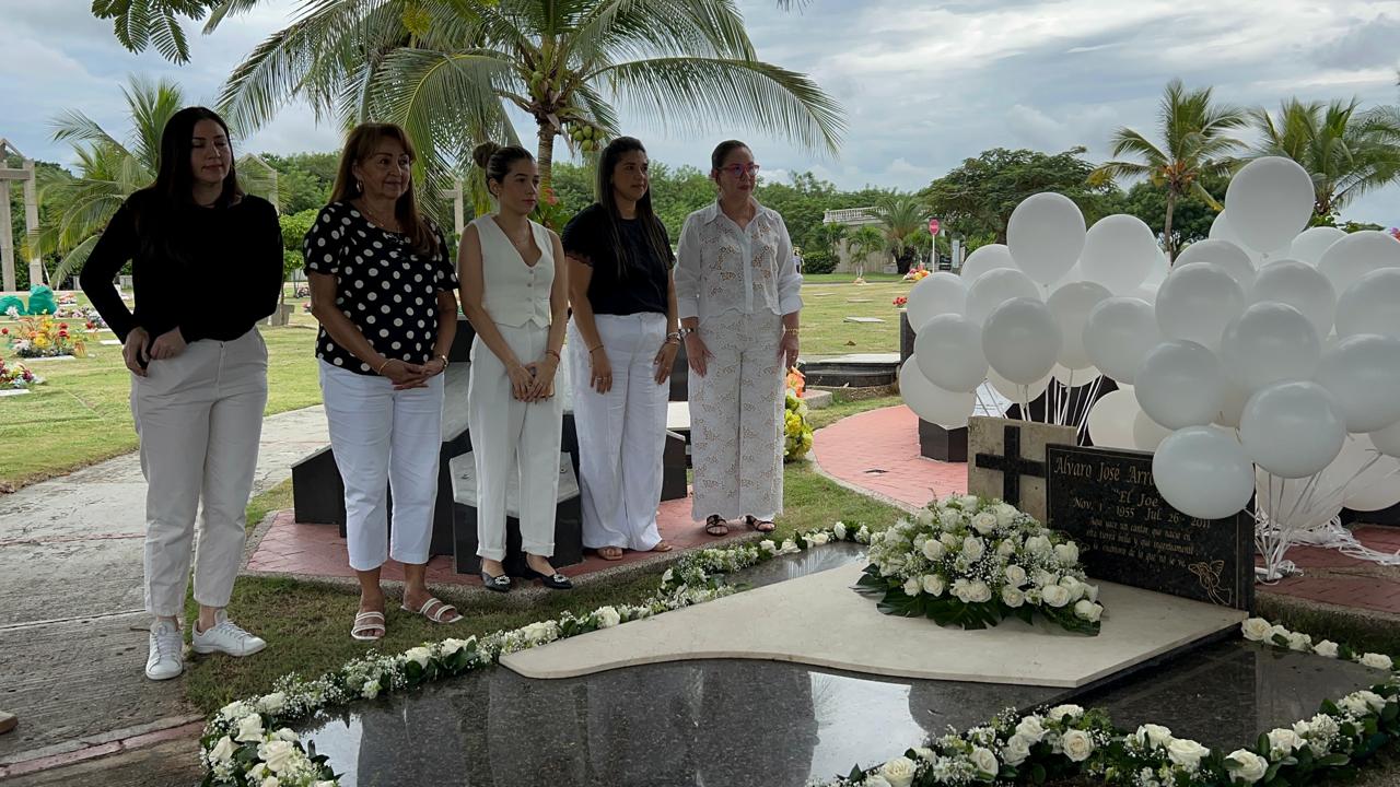 Familiares del Joe en su cumpleaños 69.