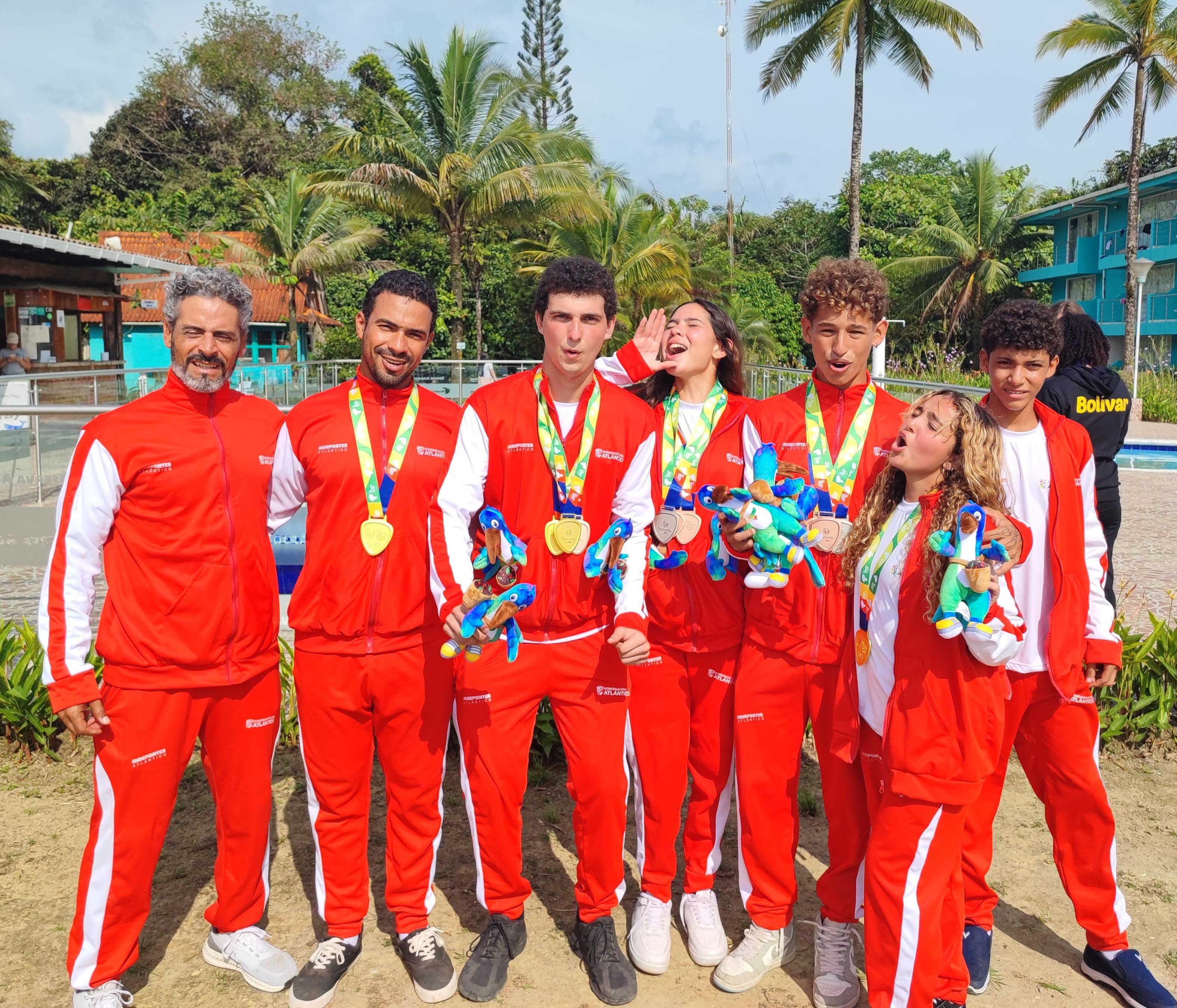 Equipo de surf del Atlántico que ganó tres de medallas de oro, dos de bronce y tres de bronce.