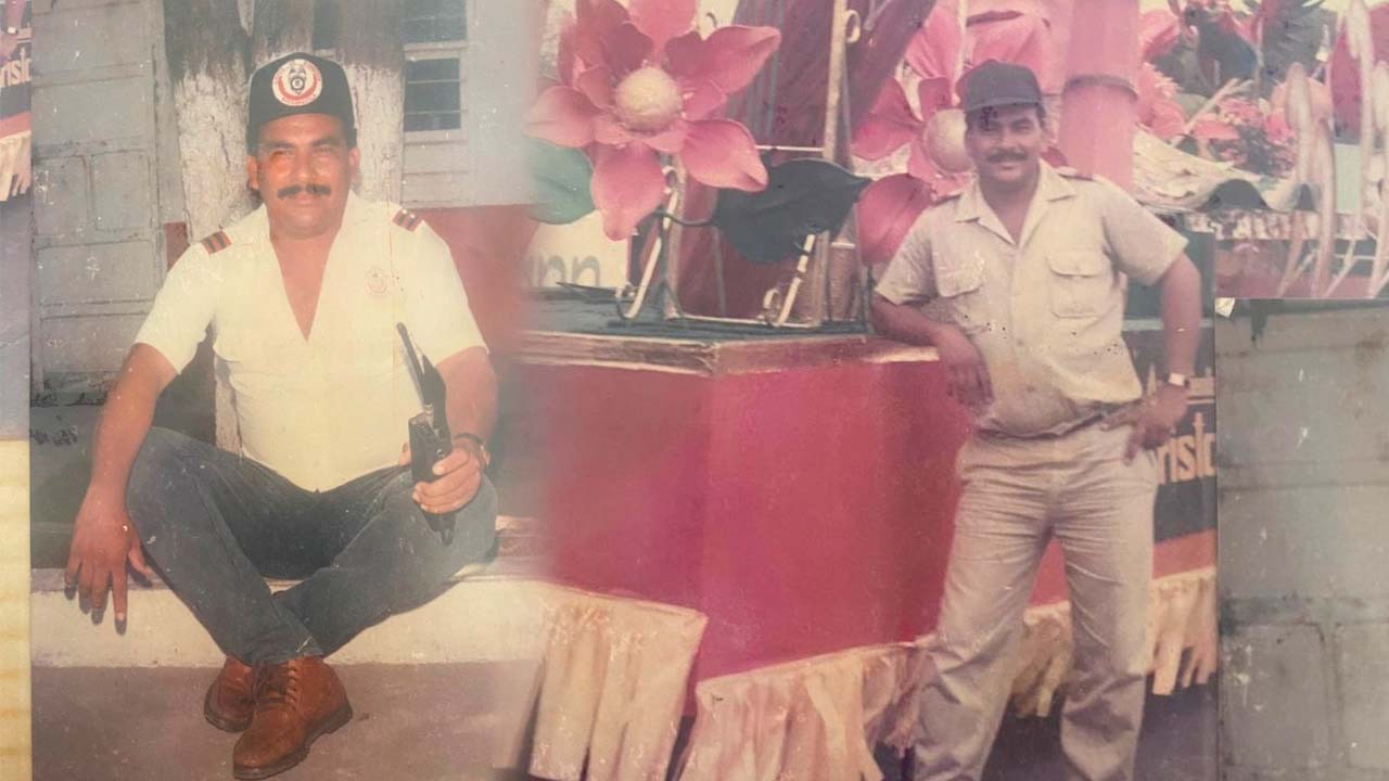 Imágenes de Jaime Pérez con el antiguo uniforme del Cuerpo de Bomberos. 