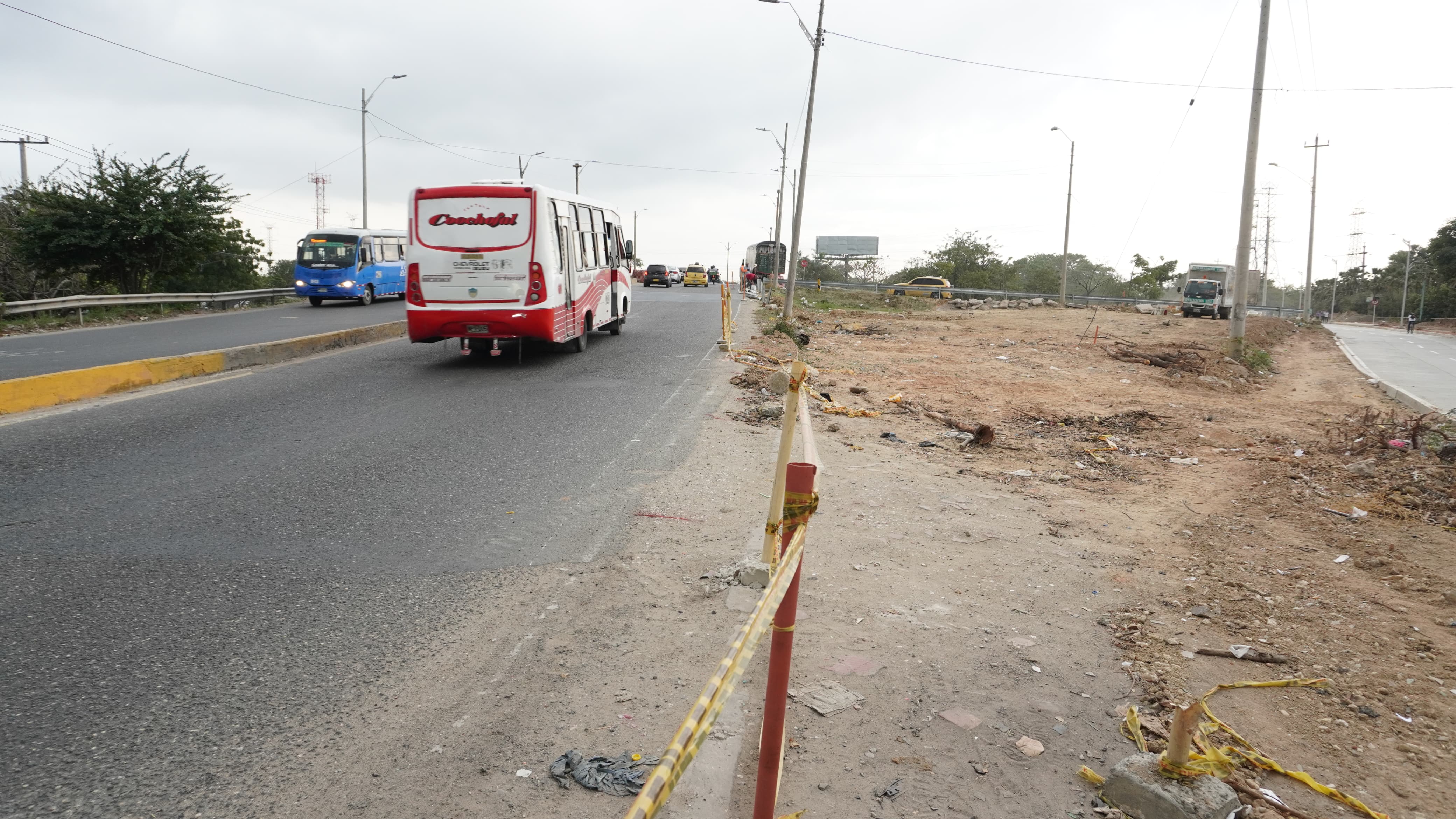 El puente de la calle 30 requiere de obras adicionales para estar listo.