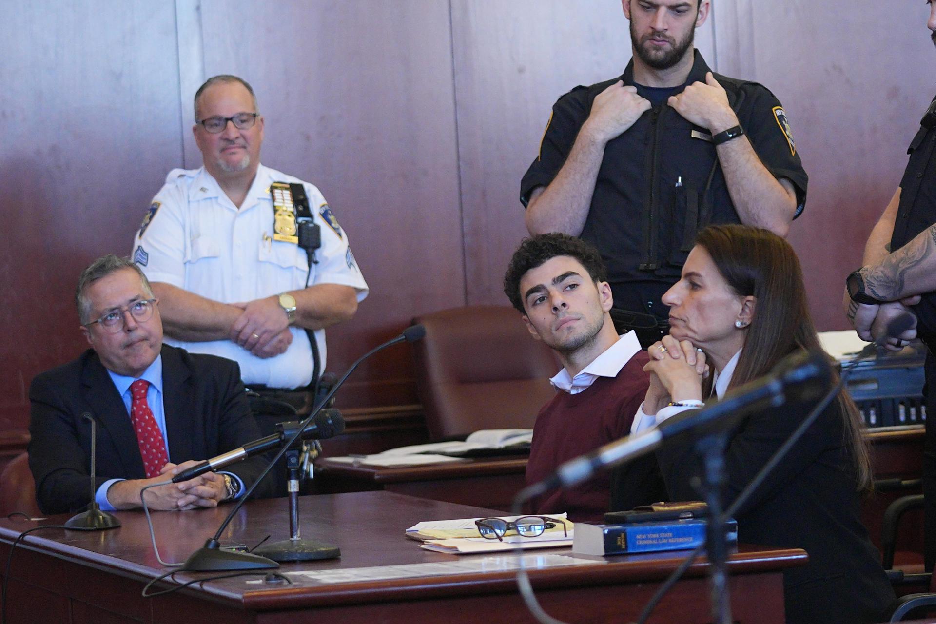 Luigi Mangione durante la audiencia en la Corte Suprema del Estado de Nueva York.