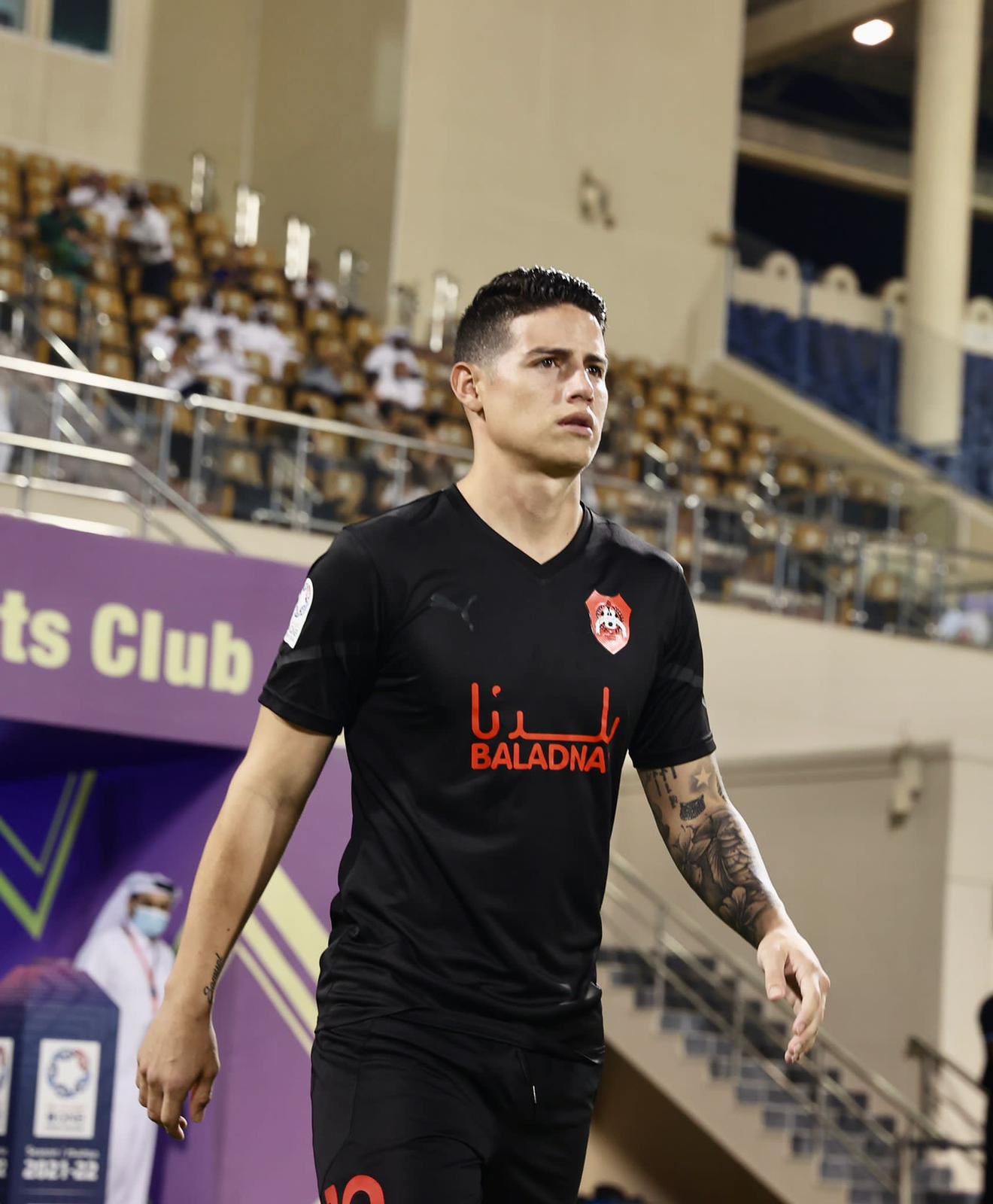 James Rodríguez en su primer juego con Al Rayyan de Qatar.