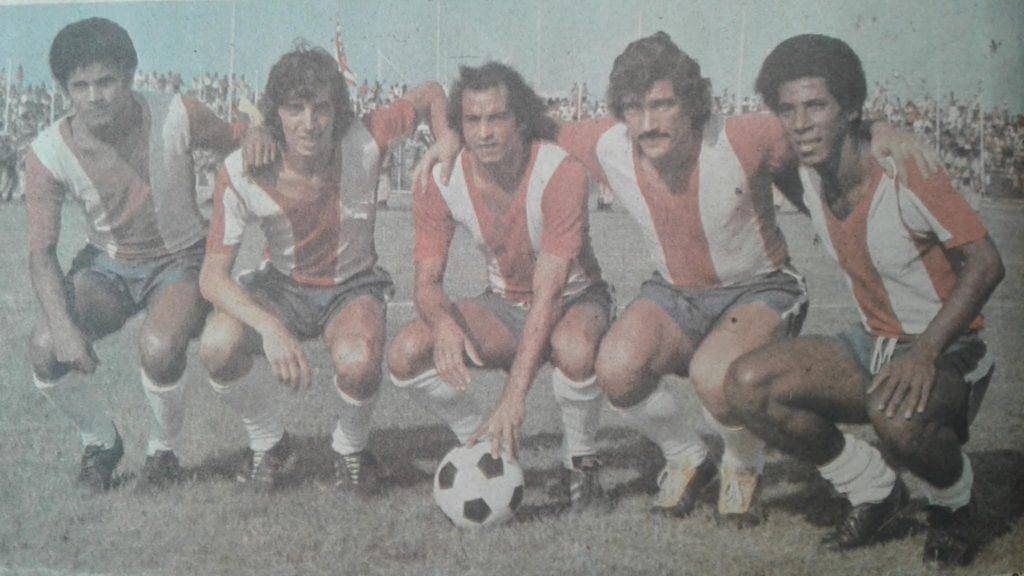 ÁlvaroSantamaría, Sergio Cierra, Víctor Ephanor, Nelson Silva Pacheco y Édgar Angulo.