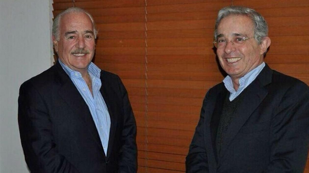 Los expresidentes Pastrana y Uribe han sido llamados por el CNE para que sustenten as acusaciones de la Campaña Presidencial de Santos 2014.