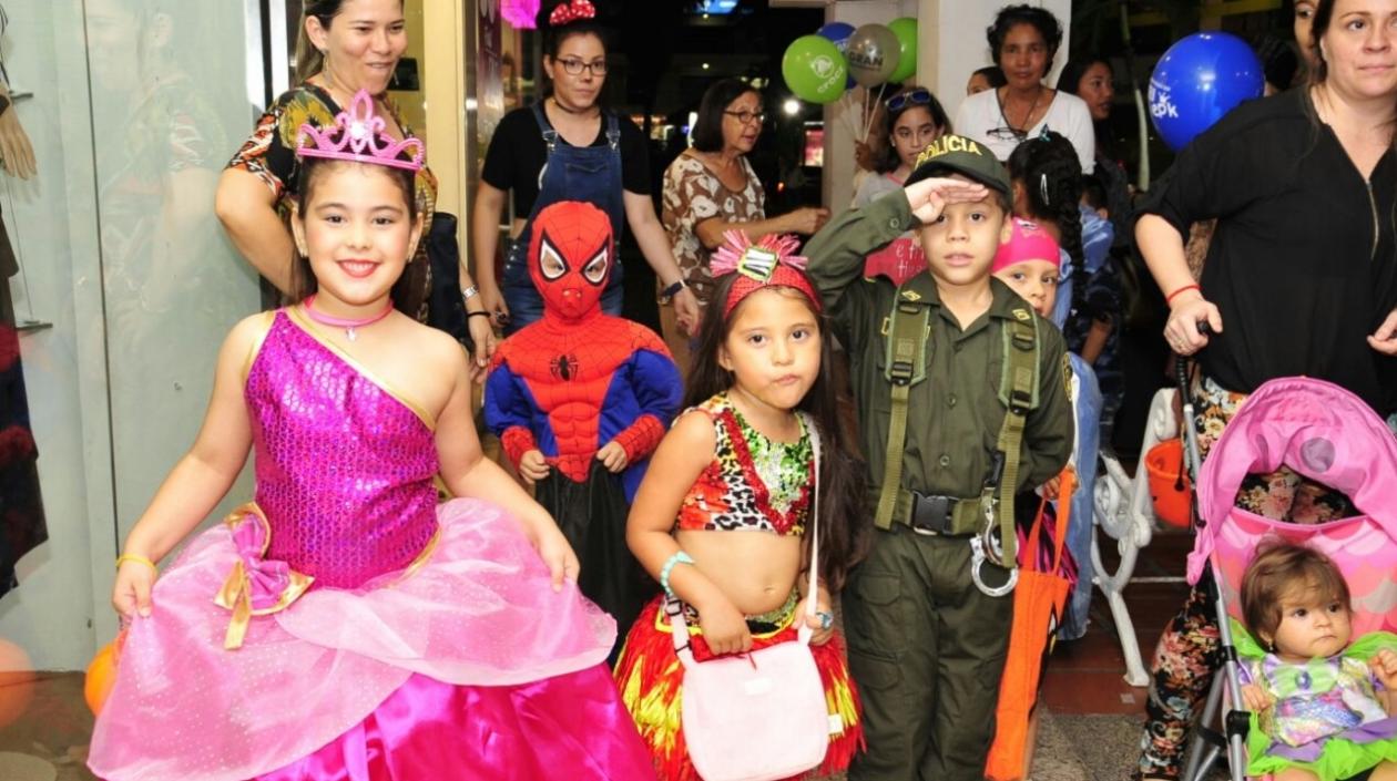 Niños en Halloween en Barranquilla.