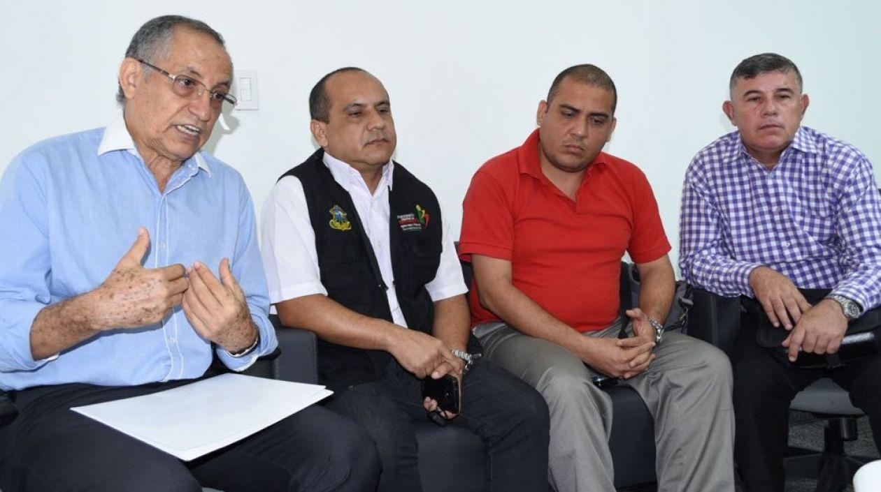 Alfredo Palencia, Milton Martínez, Alvaro Causado y Honorato Yaruro, durante la visita a Zona Cero.