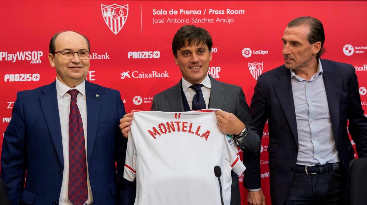 Vincenzo Montella fue presentado por el Sevilla. 