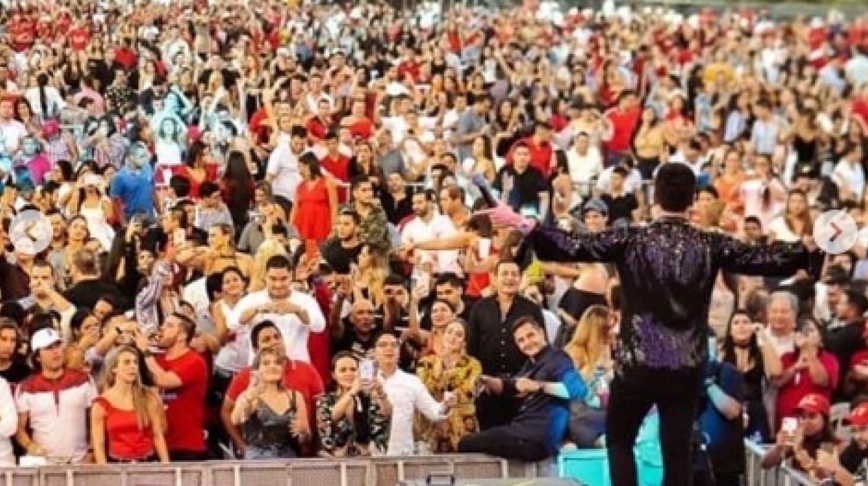 El cantante vallenato Silvestre Dangond en su presentación en Barranquilla.