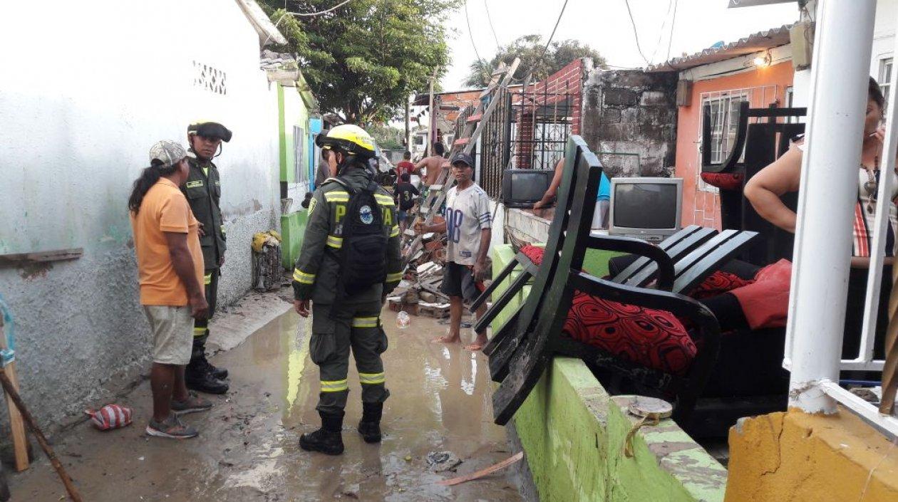 El sábado algunas familias resultaron afectadas por la fuerte lluvia en Barranquilla.
