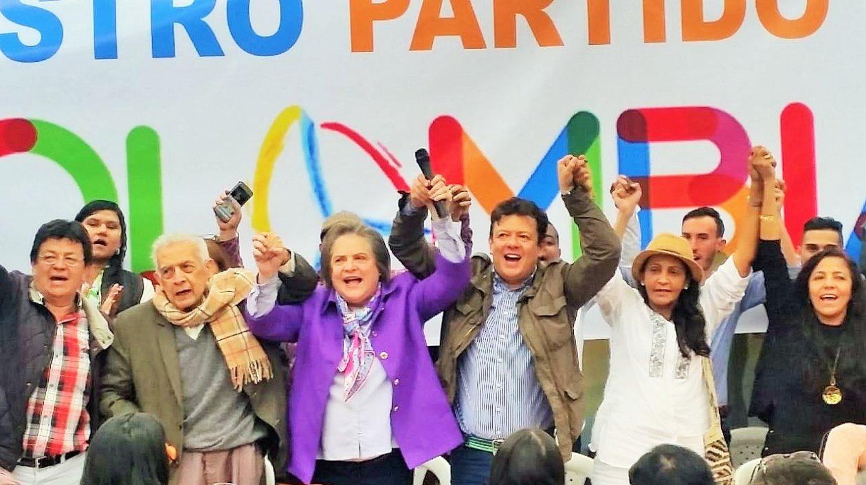 Clara López anunció su respaldo a Gustavo Petro.