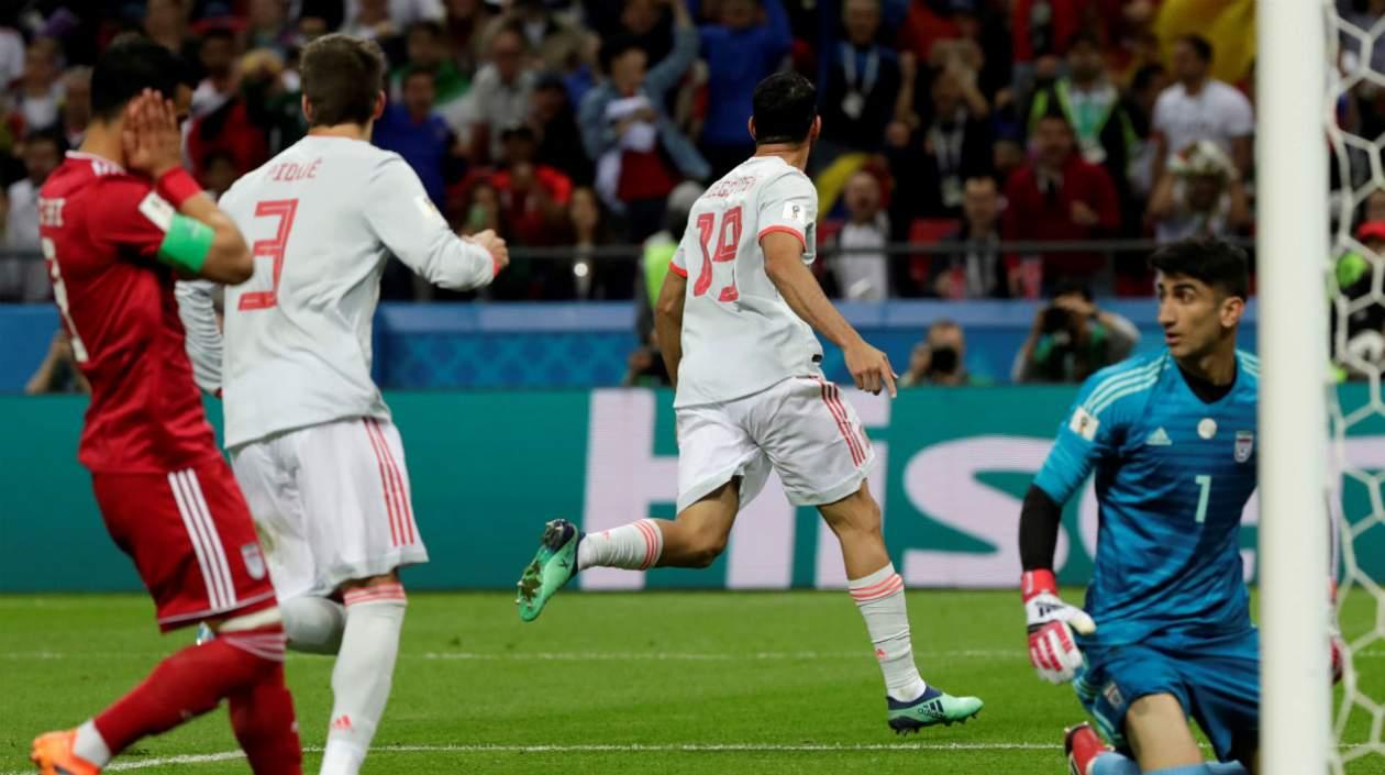 Diego Costa celebra la anotación del triunfo ante Irán.