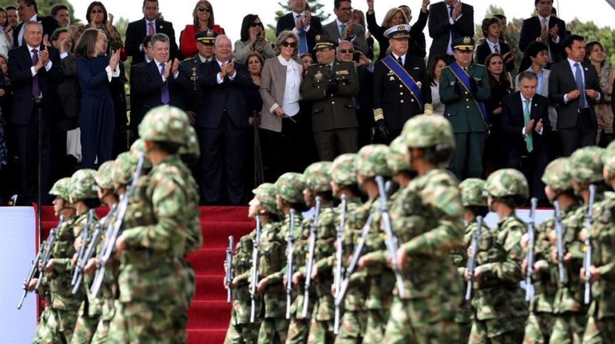 El presidente Juan Manuel Santos presidió por última vez el desfile militar del 20 de Julio.