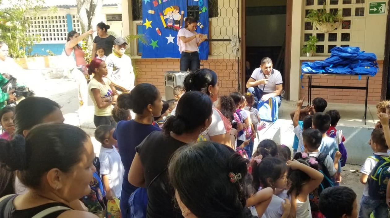 Alcalde de Puerto Colombia dio la bienvenida al año escolar a estudiantes de ese municipio.