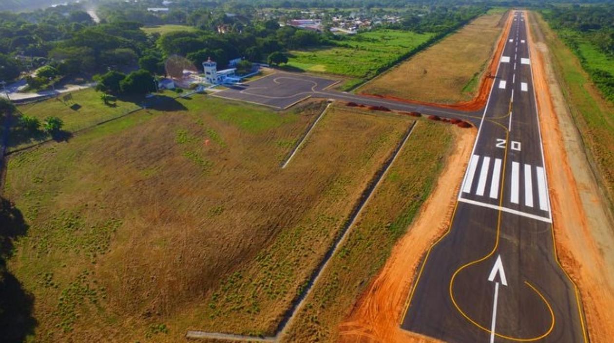 Panorámica del renovado aeropuerto de Mompox.